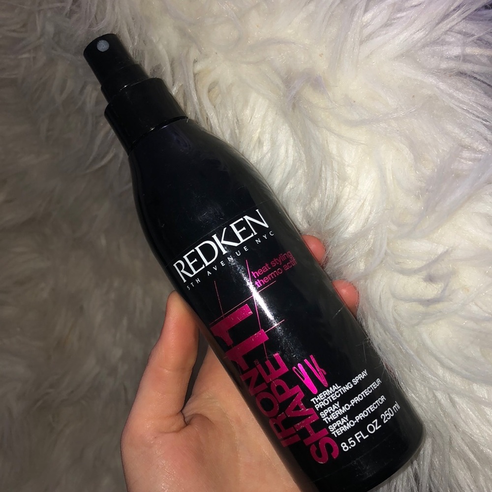 Redken heat protecting spray